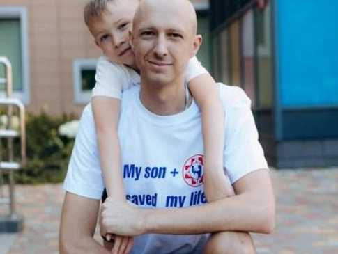 5-річний хлопчик став донором кісткового мозку для батька