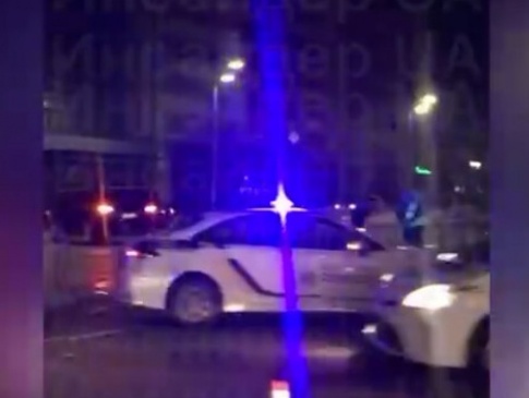 Автомобіль Володимира Зеленського потрапив у ДТП (відео)