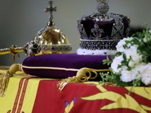 У Лондоні закінчилася церемонія прощання з королевою Єлизаветою II