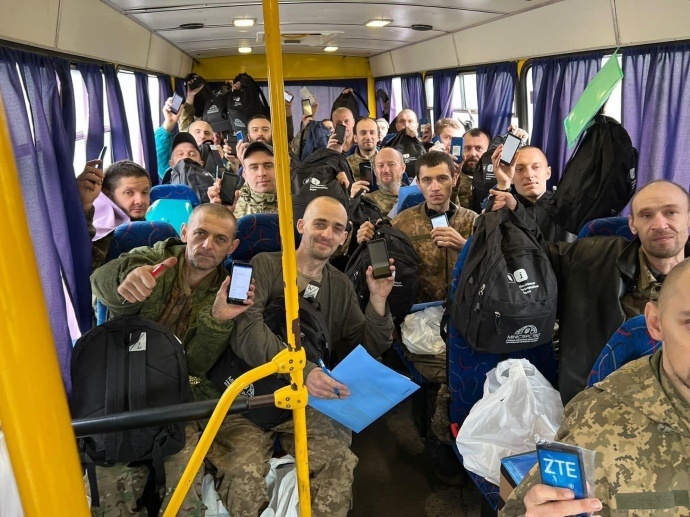 Україна забрала з полону ще 32 воїнів