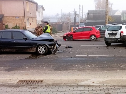 У Луцьку сталася аварія за участю трьох авто