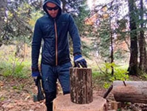 Уже місяць російський айтішник живе у лісі – втік від повістки