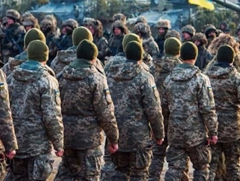 В Україні продовжать мобілізацію і воєнний стан