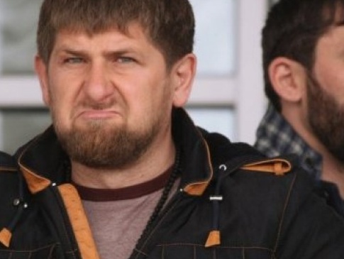 Сепаратисти з Донбасу жаліються Кадирову на систематичні зґвалтування «військових» чеченцями (відео)