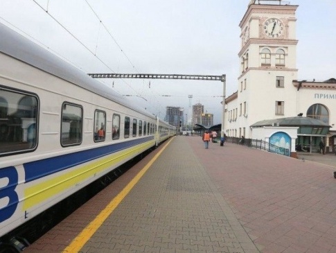 Укрзалізниця запустила новий потяг через Волинь до Польщі