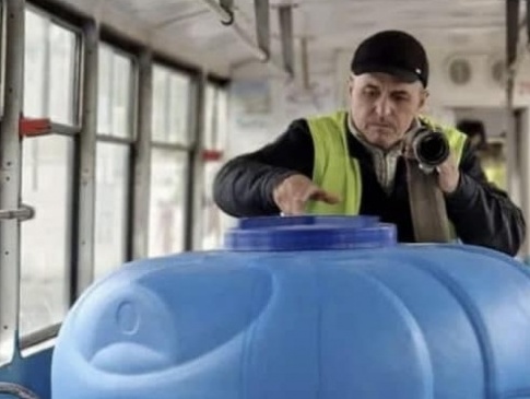 «Луцькводоканал» шукає волонтерів для доставки води на випадок блекауту