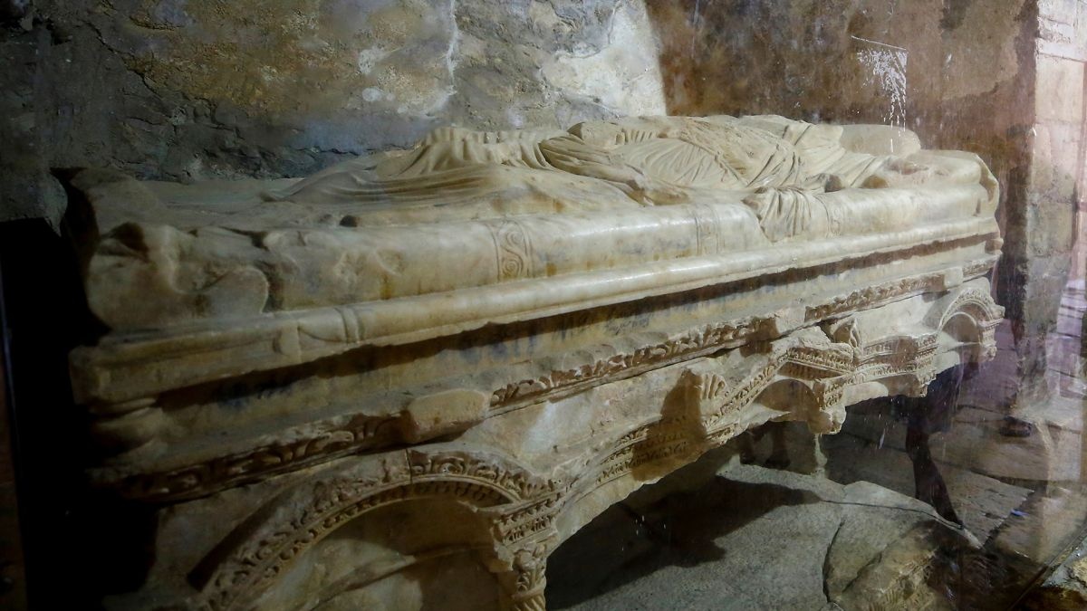 Знайшли могилу Святого Миколая