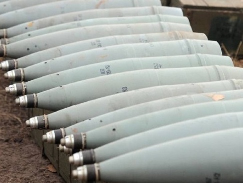 ЄС пропонують наростити виробництво снарядів в 7 разів для допомоги Україні