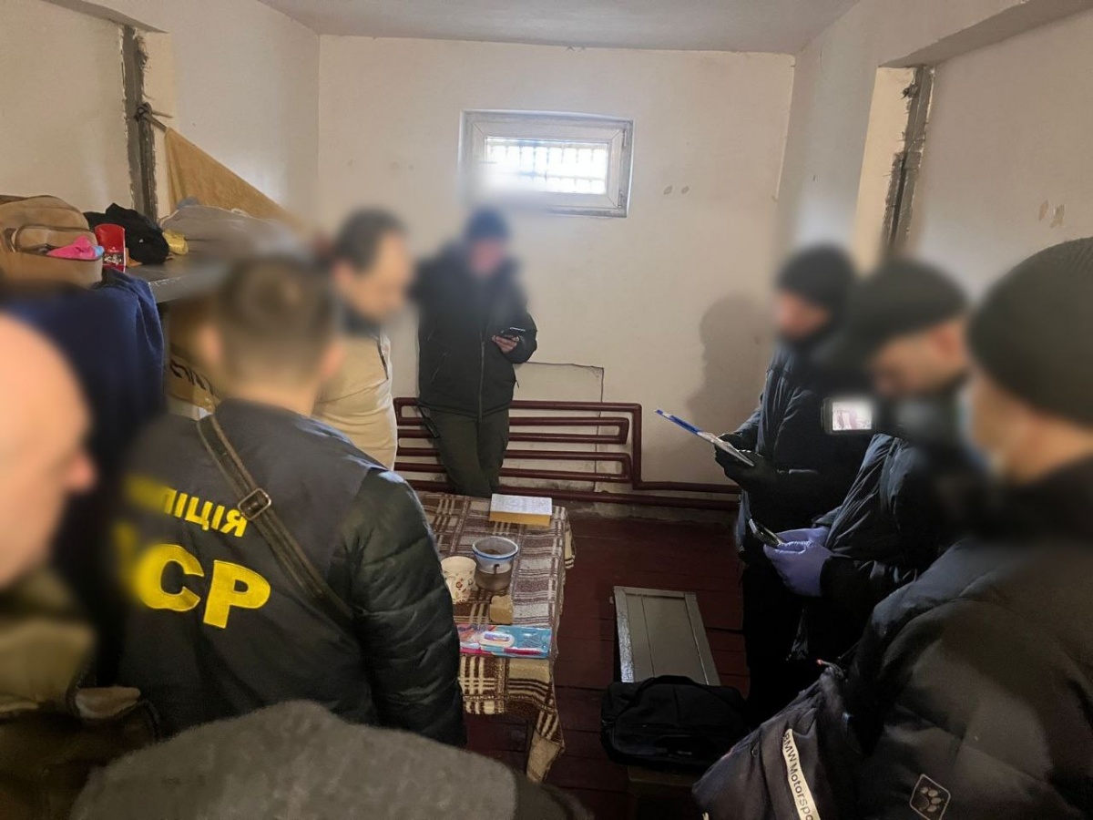 Волинські поліцейські перекрили наркотрафік до виправної колонії