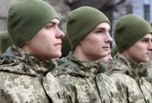 Строкову службу в Україні замінять обов’язковими курсами підготовки для всіх