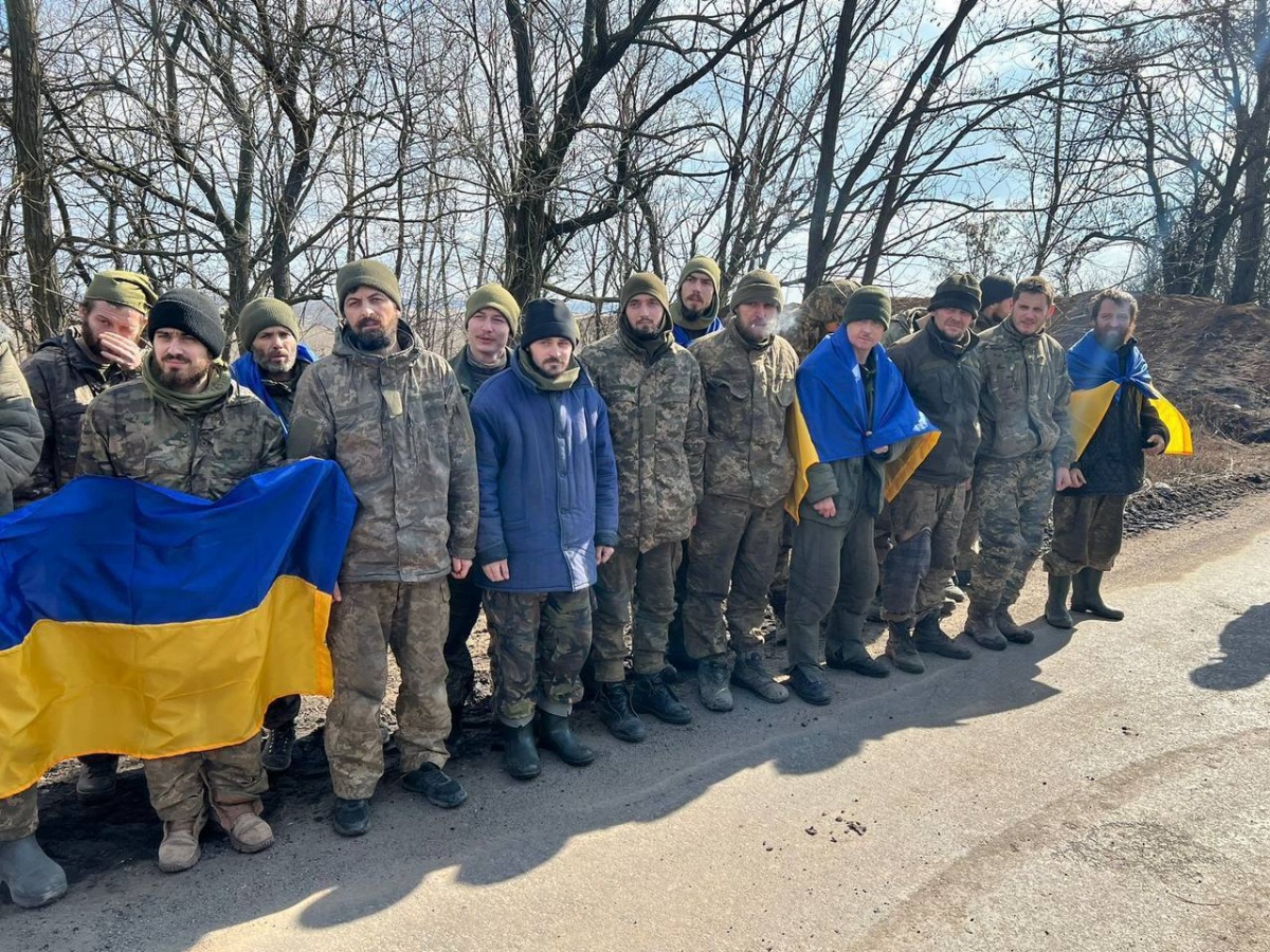 З полону звільнили 130 українських військових