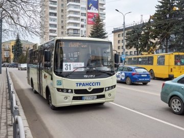 На вулиці Луцька виїхав новий громадський транспорт