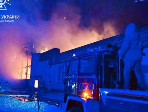 Назвали офіційну причину пожежі на Центральному ринку у Луцьку