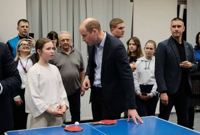 Дівчина з Волині зіграла у настільний теніс з британським принцом