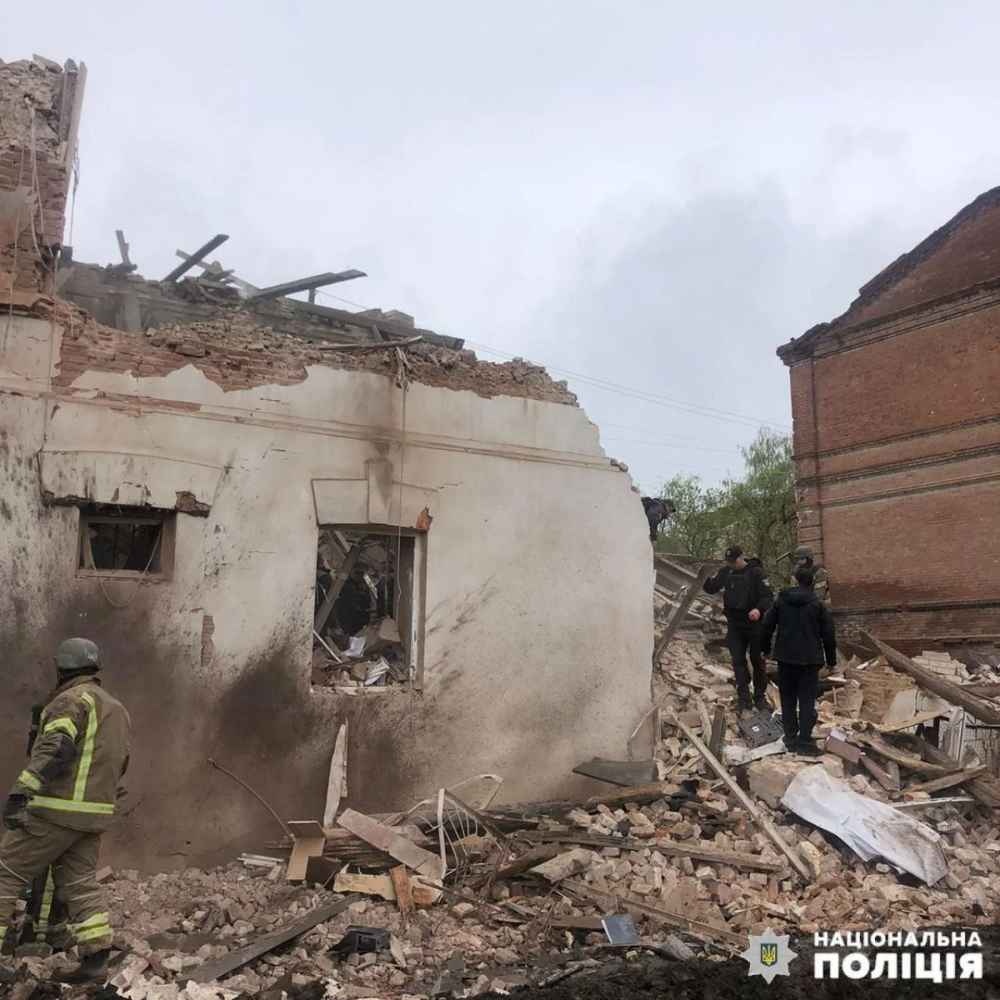 Росіяни вдарили по музею на Харківщині – є поранені і загиблі