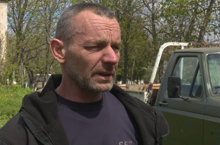 Вінничанин безкоштовно відремонтував 30 автомобілів для українських захисників
