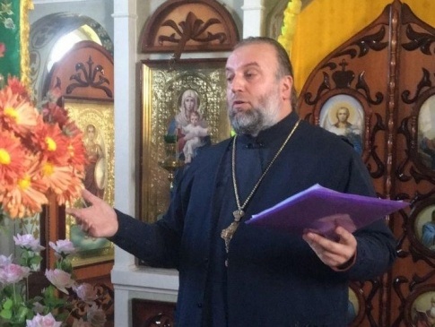 Волинського священника, який вітав Путіна, відсторонили від служіння