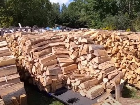 Кого у Луцькій громаді безкоштовно забезпечать дровами