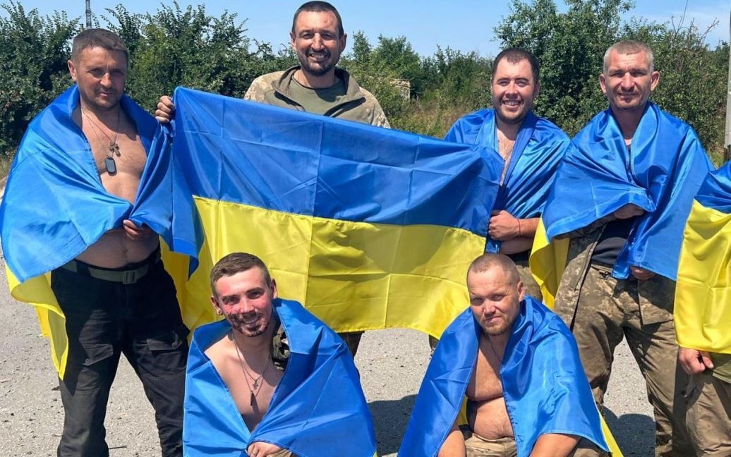 Із російського полону додому повернулося ще 22 захисники України