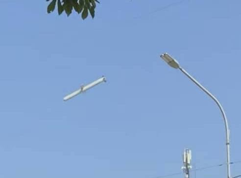 СБУ показала ракету, якою росіяни вдарили по Чернігівському драмтеатрі