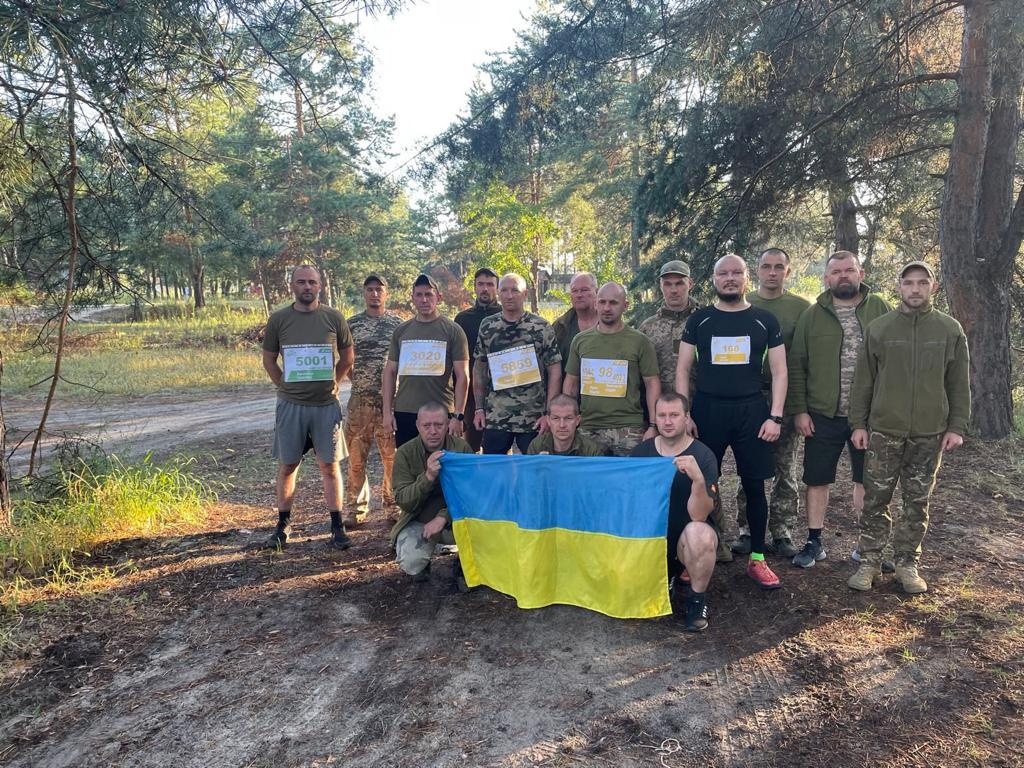 Воїни Волинської тероборони взяли участь у патріотичному забігу «Шаную воїнів, біжу за Героїв України»