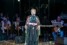 Артистка Волинського театру стала лауреаткою Всеукраїнської премії «Київська книга року»