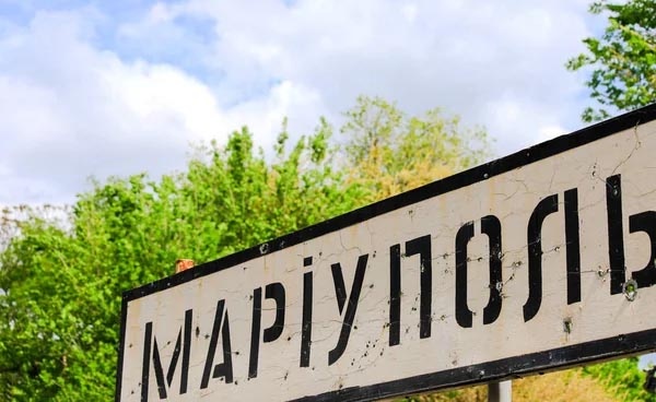 Кацапи з Сибіру скуповують житло в Маріуполі
