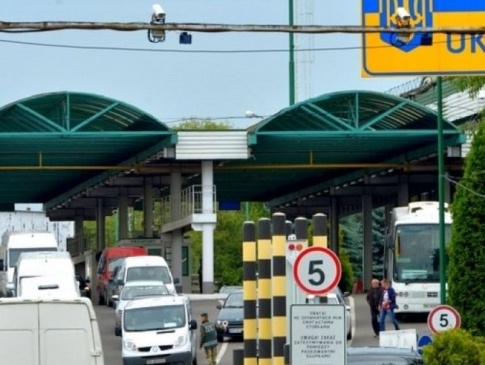 Польські перевізники хочуть перекрити кордон з Україною до кінця року