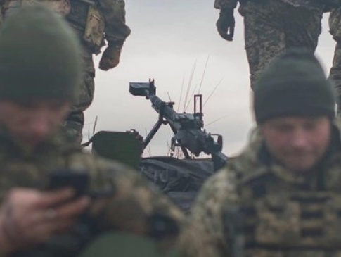 В Україні планують продовжити воєнний стан і мобілізацію: Зеленський подав проекти законів