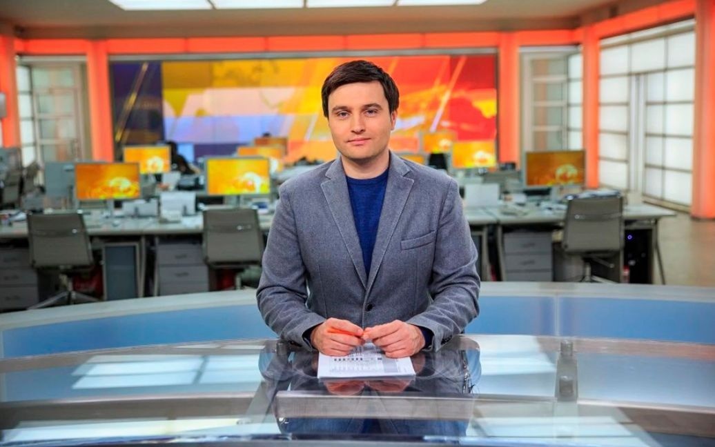 «Вижили і це головне»: відомий телеведучий внаслідок атаки на Київ залишився без квартири
