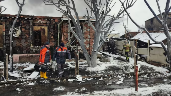 На Харківщині через атаку шахедів згоріла ціла родина: батьки і троє їхніх дітей, серед яких немовля