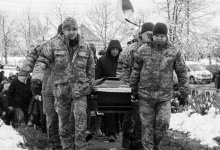 Загинув під час виконання бойового завдання: у Луцькій громаді поховали Героя Сергія Куделю