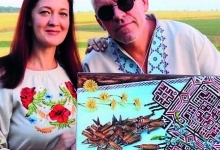 Незрячий художник вивіз на Волинь з Донбасу найдорожче: дружину, її батьків та картини