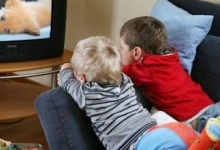 Скільки часу дітям дозволено дивитися телевізор і комп’ютер?