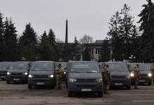 МК Foundation та громада Володимира об'єдналися для допомоги прикордонникам: 50 авто для передової