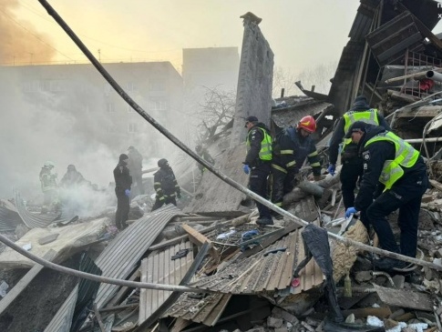 У Хмельницькому після потужного удару росії загинули люди, пошкоджено будинки