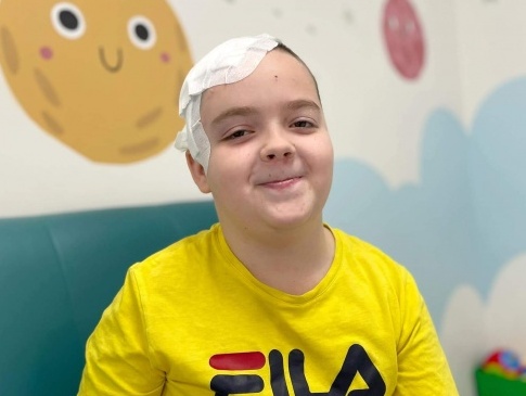 У Львові нейрохірурги видалили з головного мозку 9-річного хлопчика уламок міни